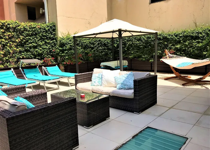 Sorrento Apartments Апартаменты Сорренто