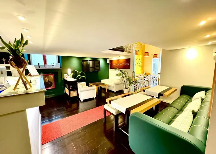 Sorrento Apartments * Sorrento