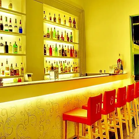 索伦托公寓酒店 *