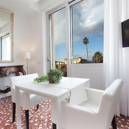 דירה Sorrento Apartments