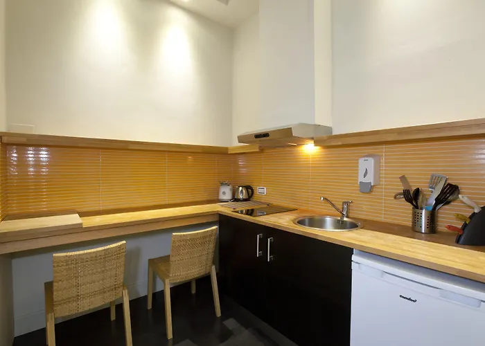 Sorrento Apartments * Sorrento