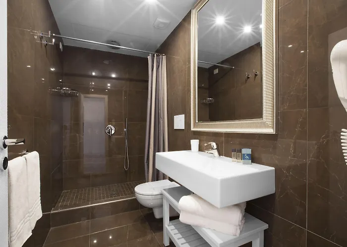 Sorrento Apartments דירה